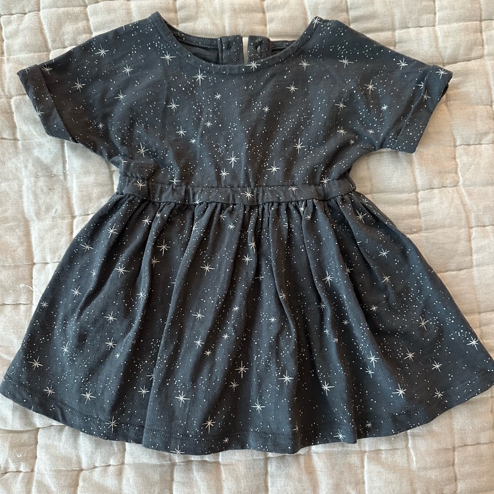 Rylee + Cru KAT T-SHIRT Dress in Star Night Sky Pattern